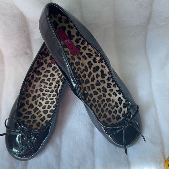 NWOB Pleaser Anna-01 black flats ballerina shoes with bow accent round t… - Picture 4 of 11